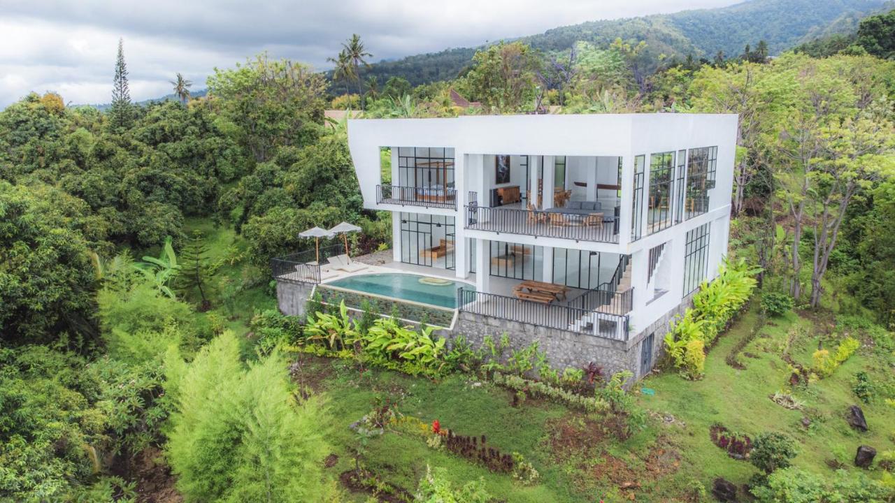 The Hacienda Lovina Villa Exterior photo