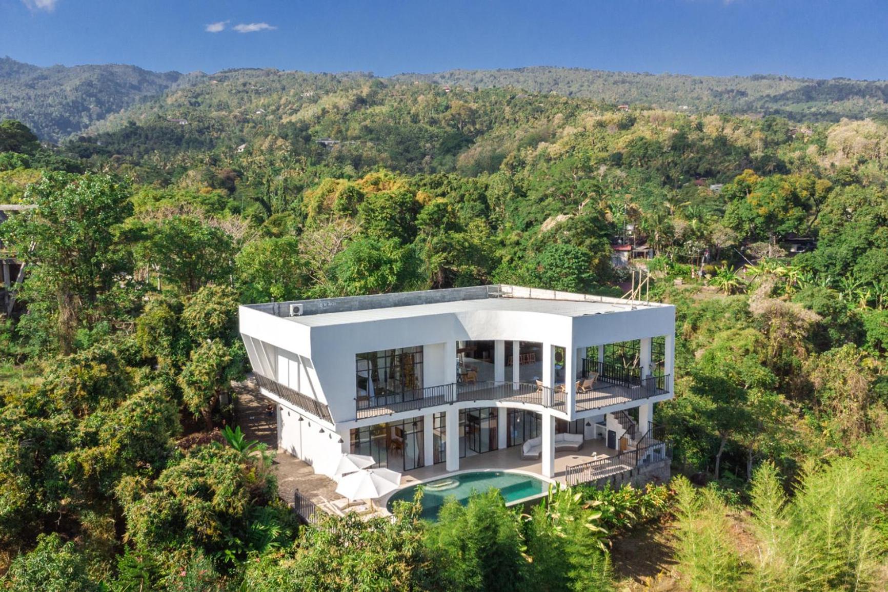 The Hacienda Lovina Villa Exterior photo